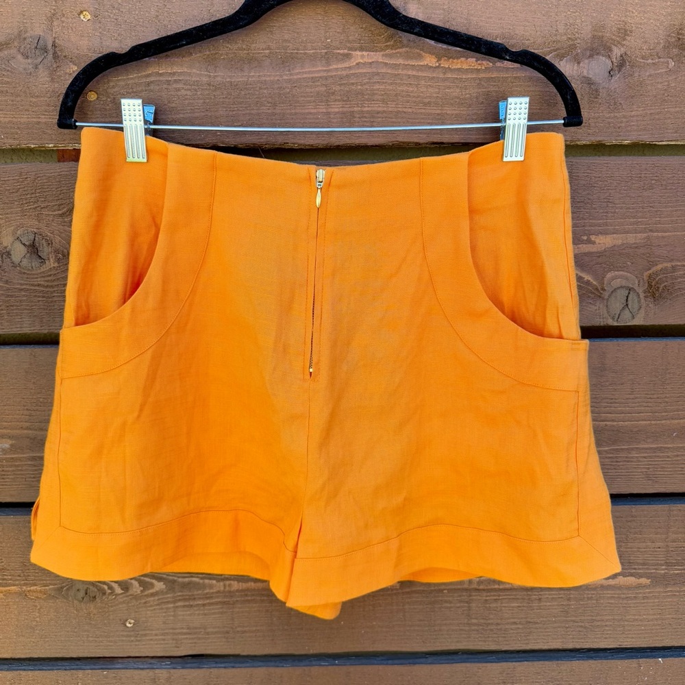 NWT Cult Gaia Molly Zip Front Linen Blend Retro Style Shorts Sz M Apricot Orange